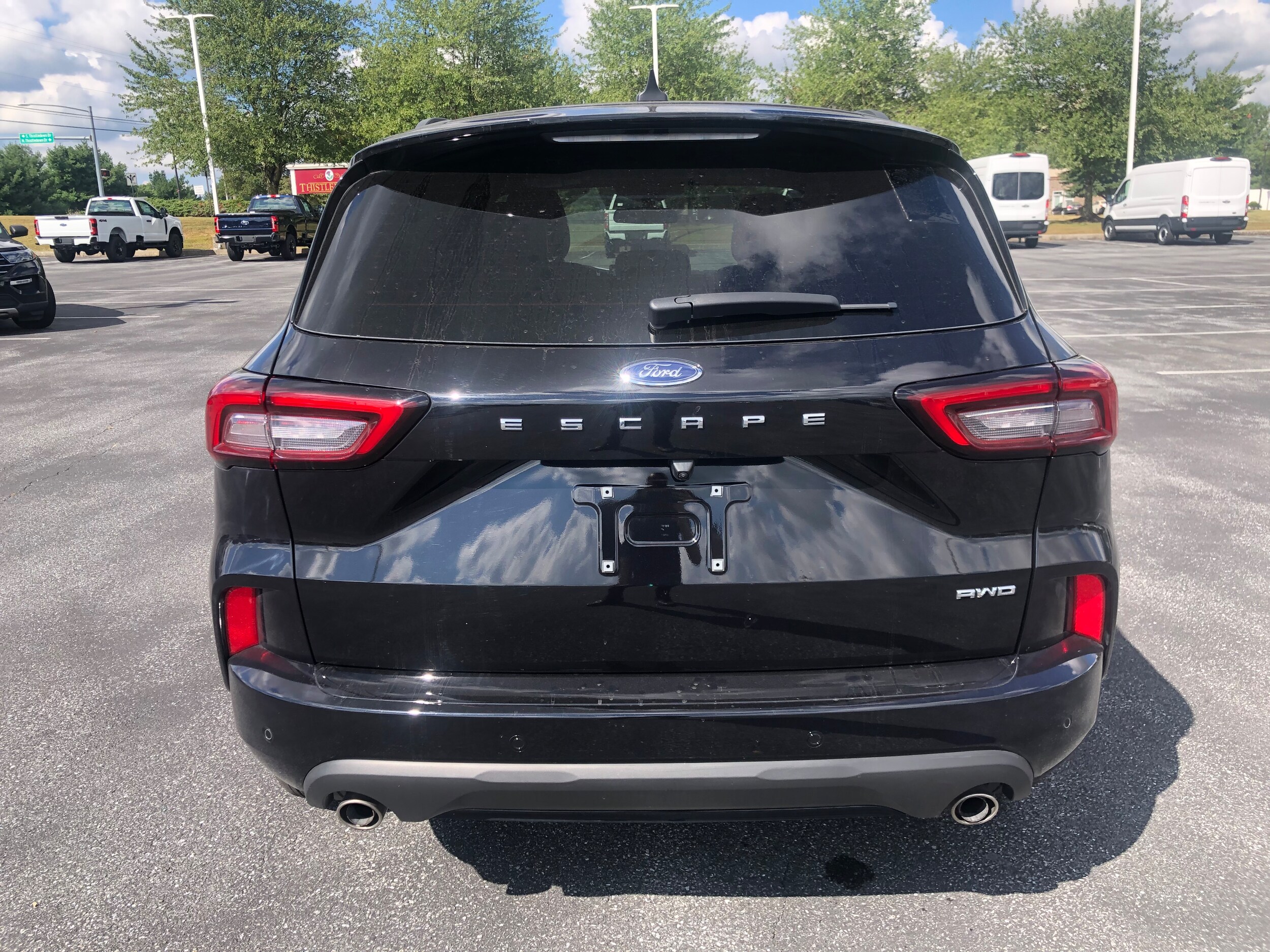 2023 Ford Escape ST-Line photo 3