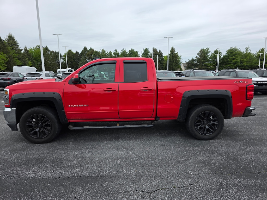 Used 2018 Chevrolet Silverado 1500 LT Truck