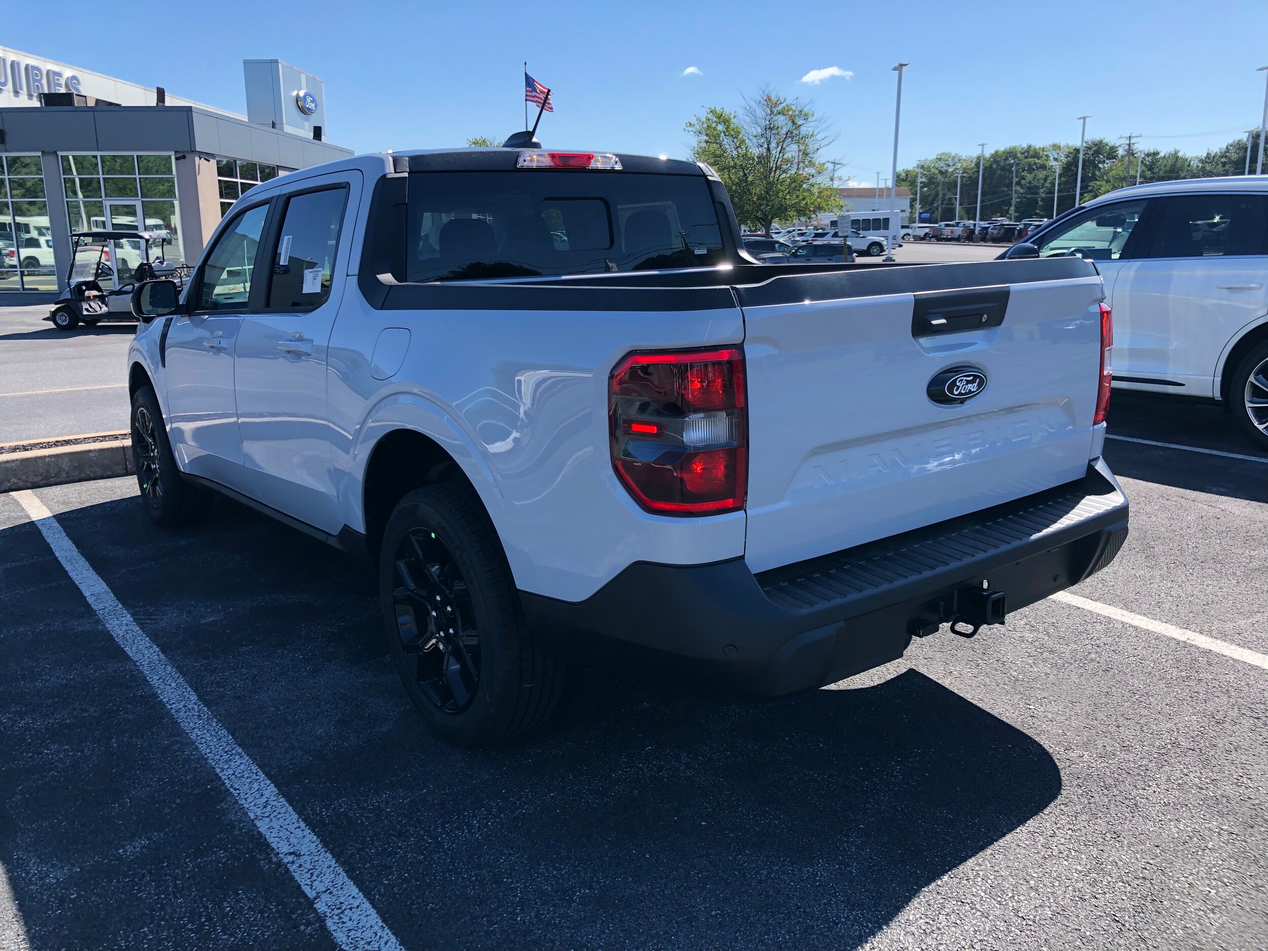 2025 Ford Maverick Lariat photo 3