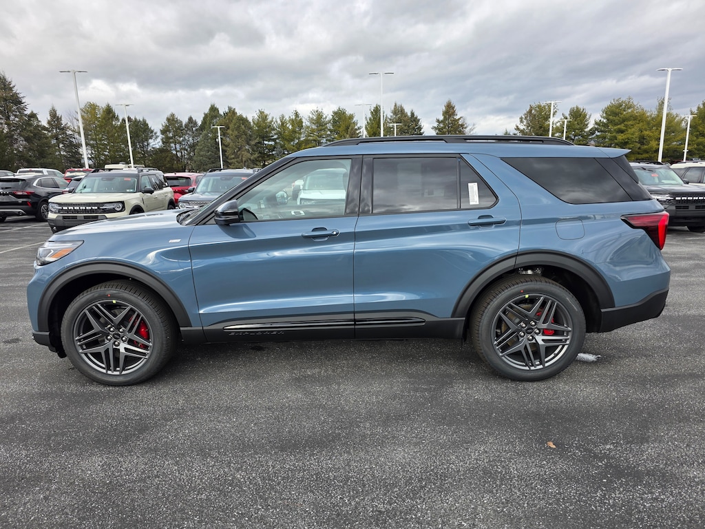New 2026 Ford Explorer ST-Line SUV