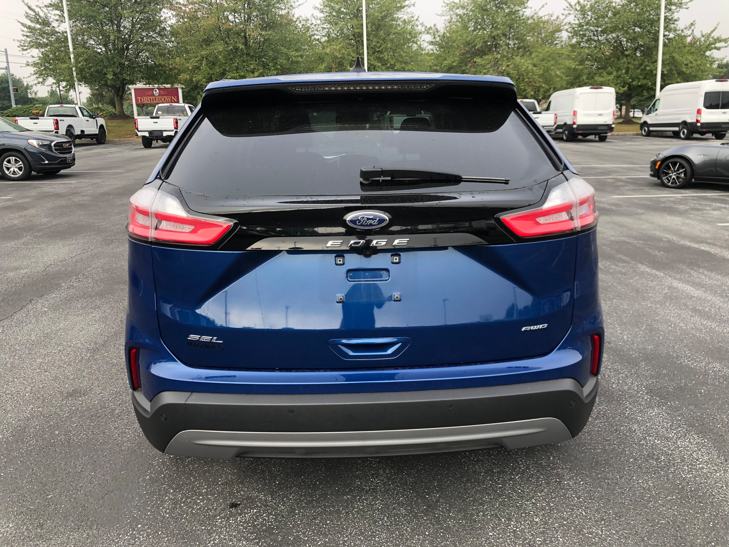 2024 Ford Edge SEL photo 3