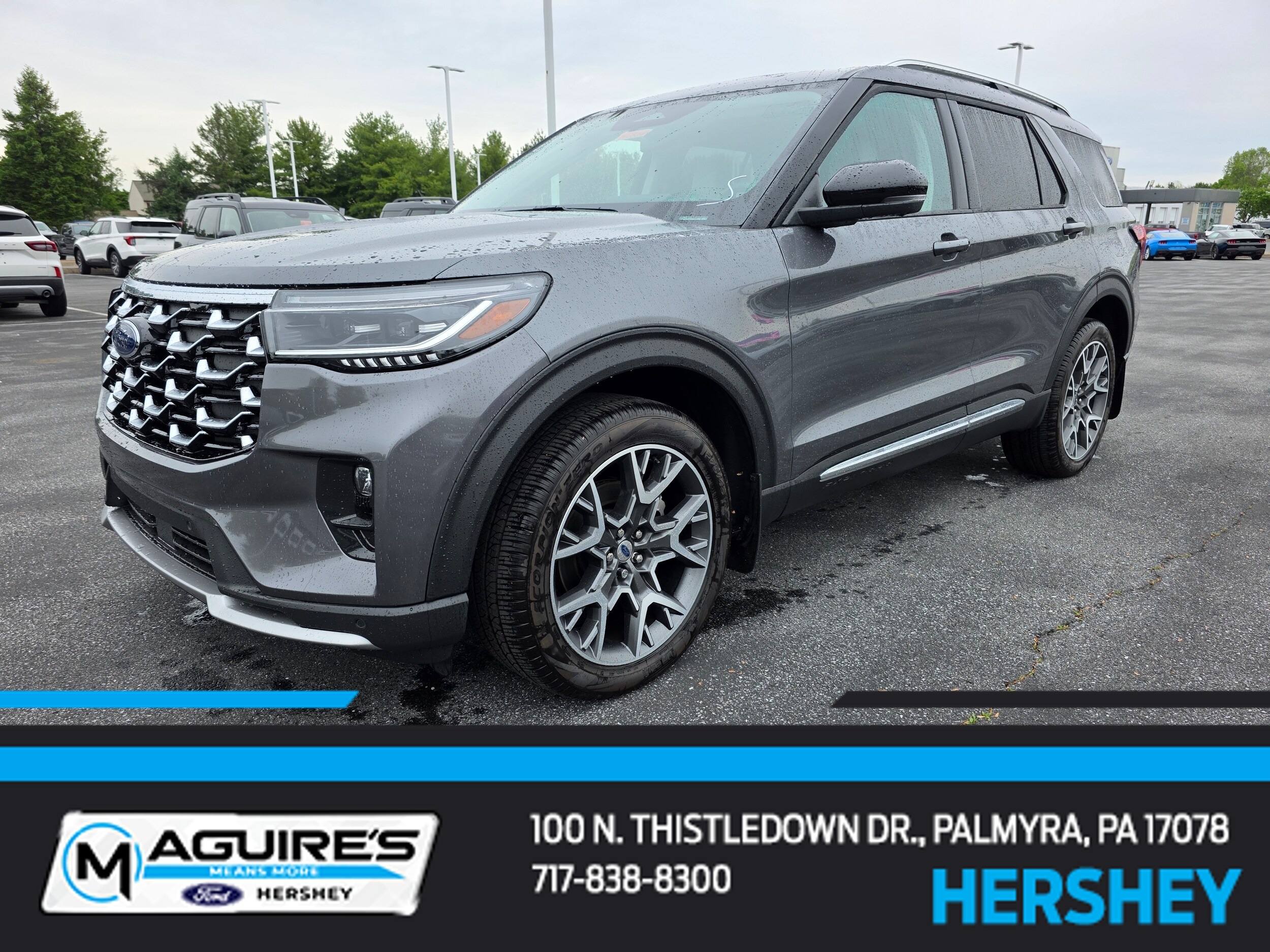 2025 Ford Explorer Platinum 4WD (PL535)'s photo