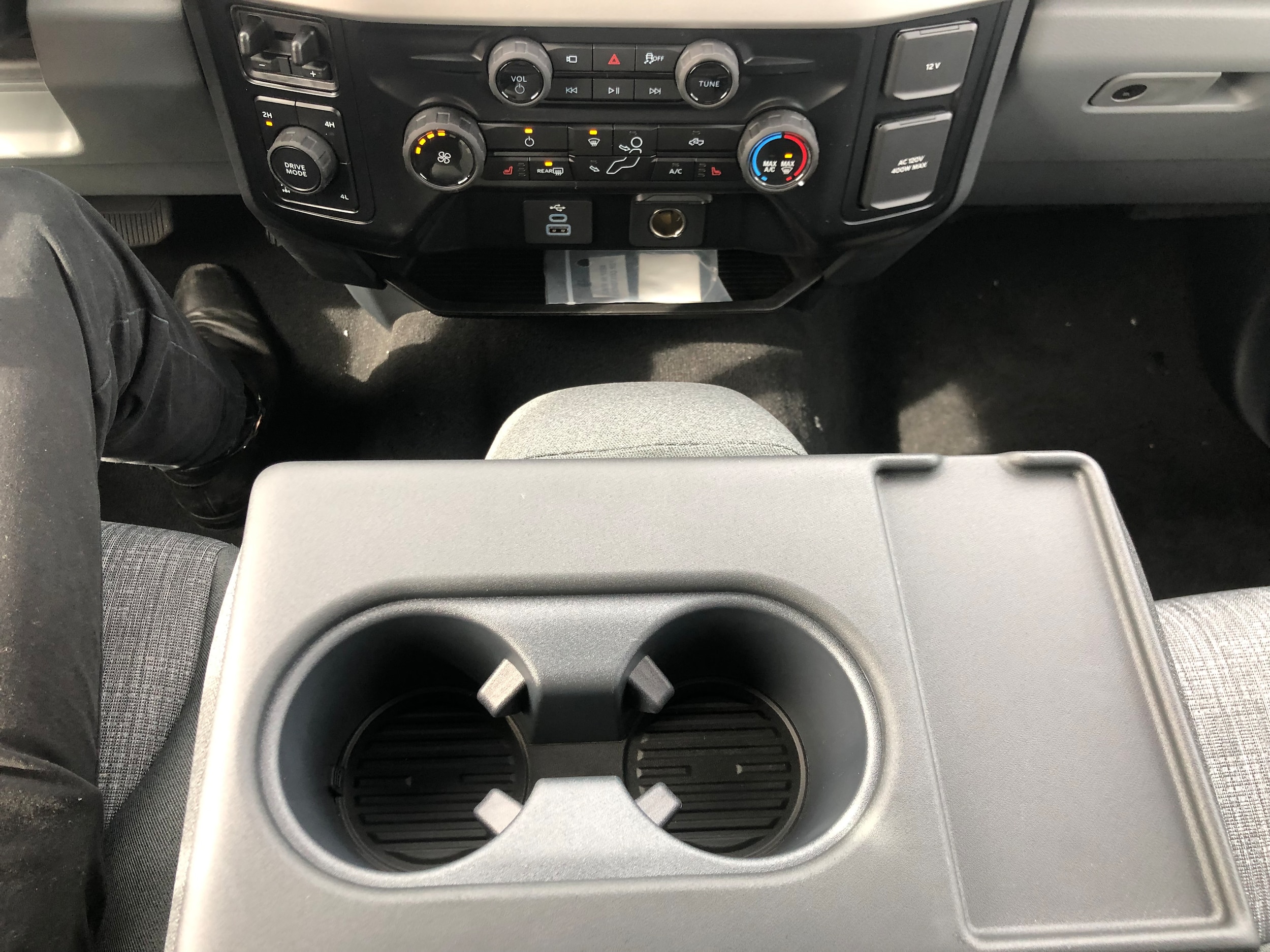 2026 Ford F-250 Super Duty XLT - Photo 14
