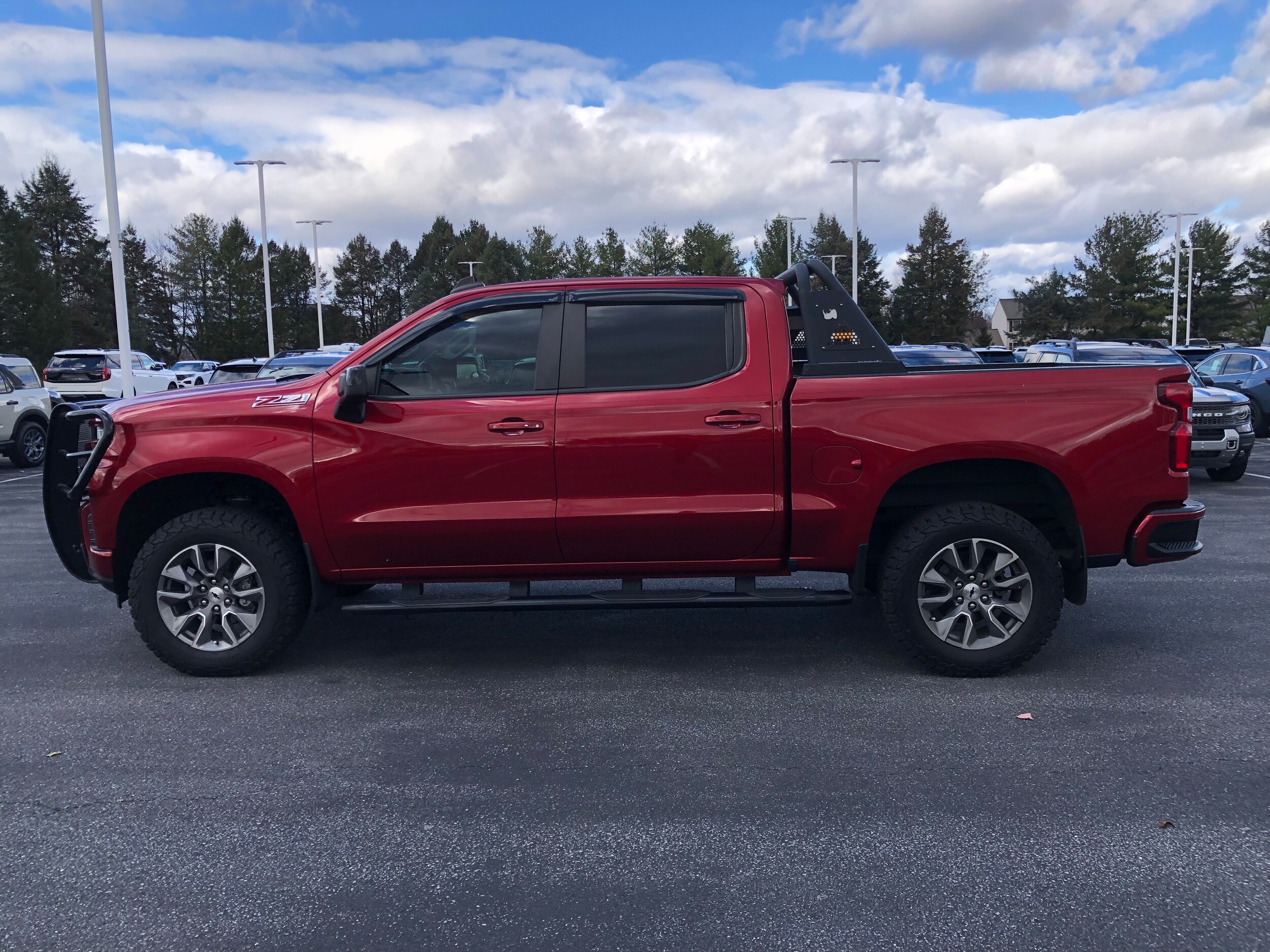 2021 Chevrolet Silverado 1500 RST photo 2