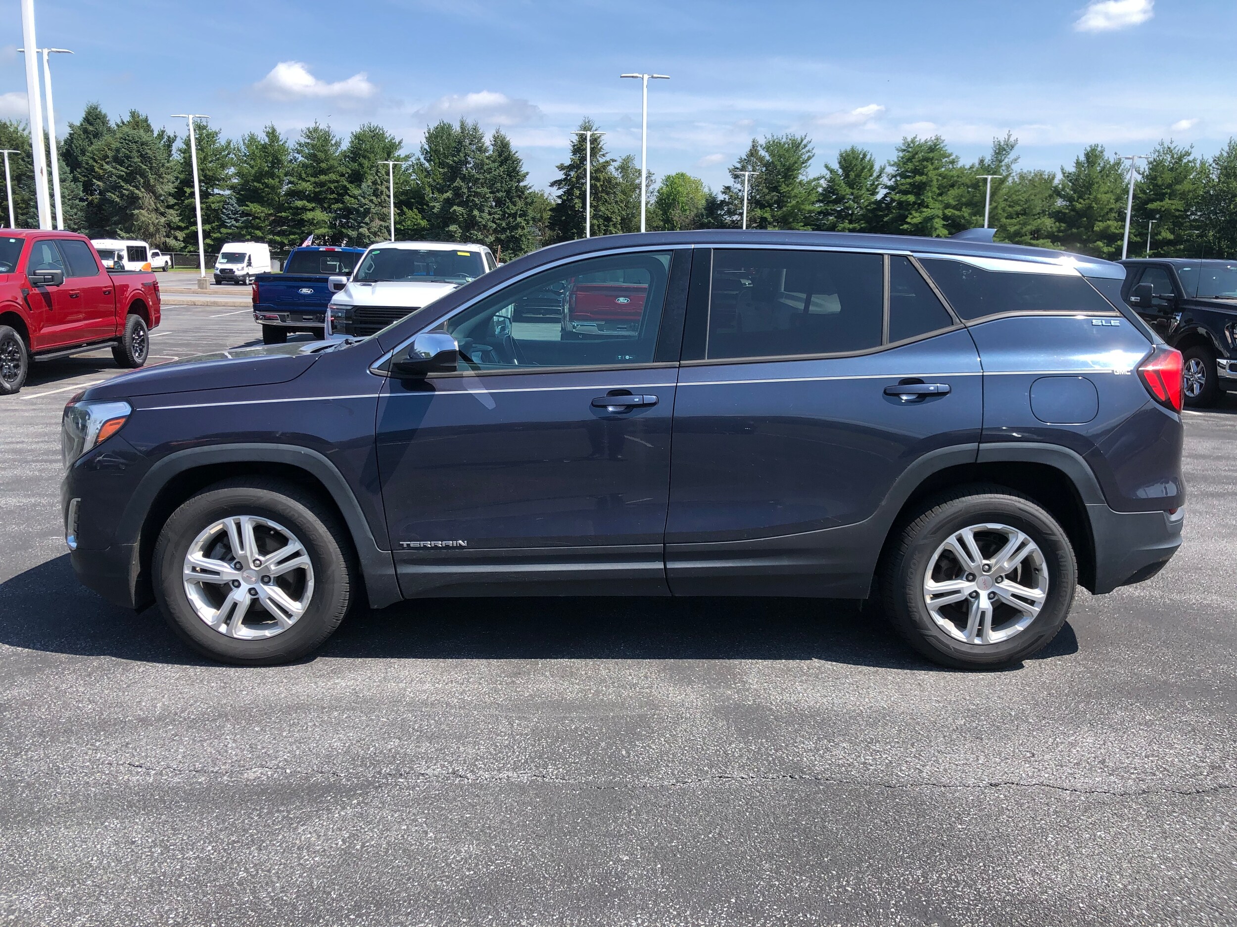 2018 Gmc Terrain SLE photo 2