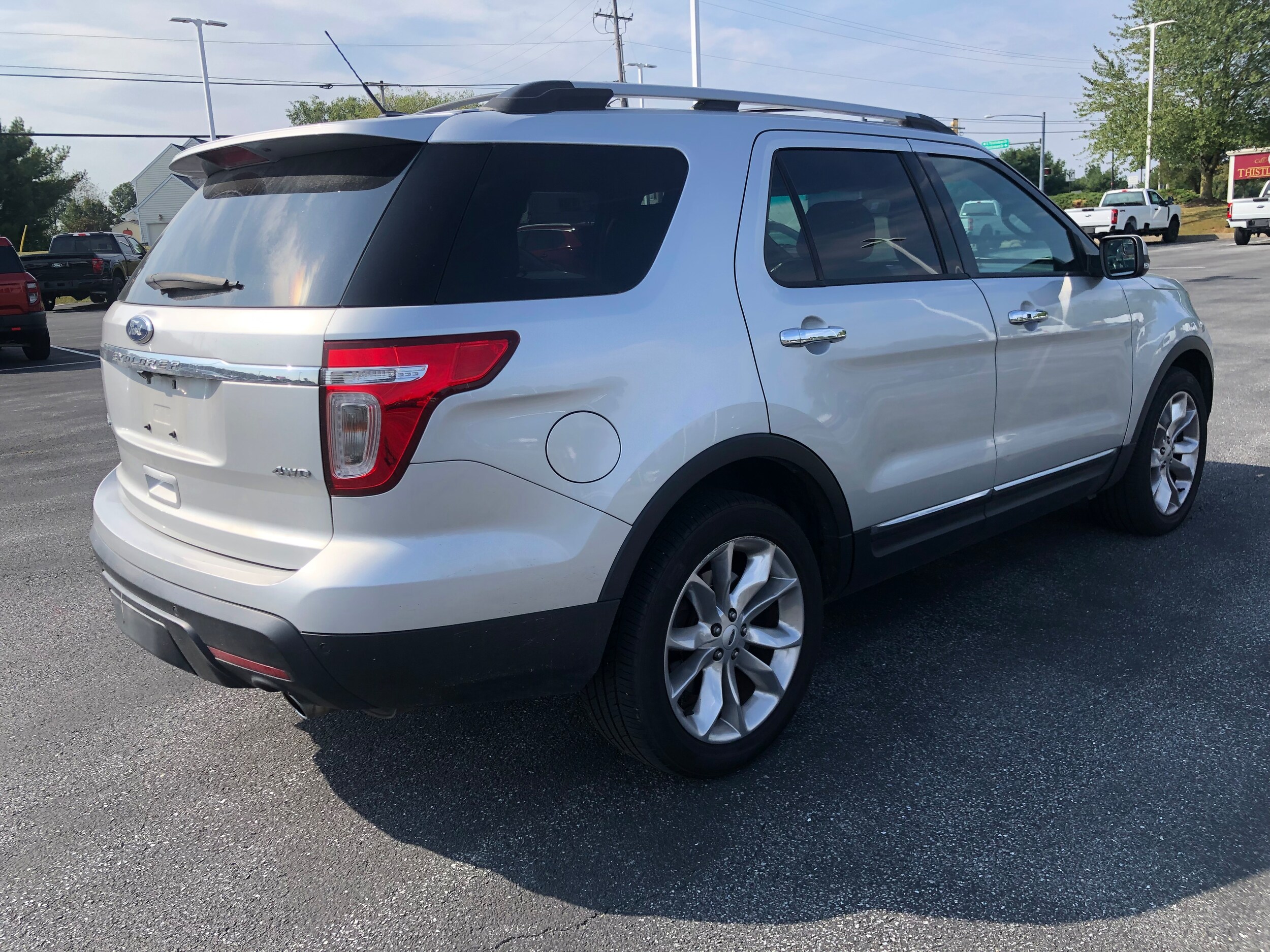 2015 Ford Explorer Limited photo 3