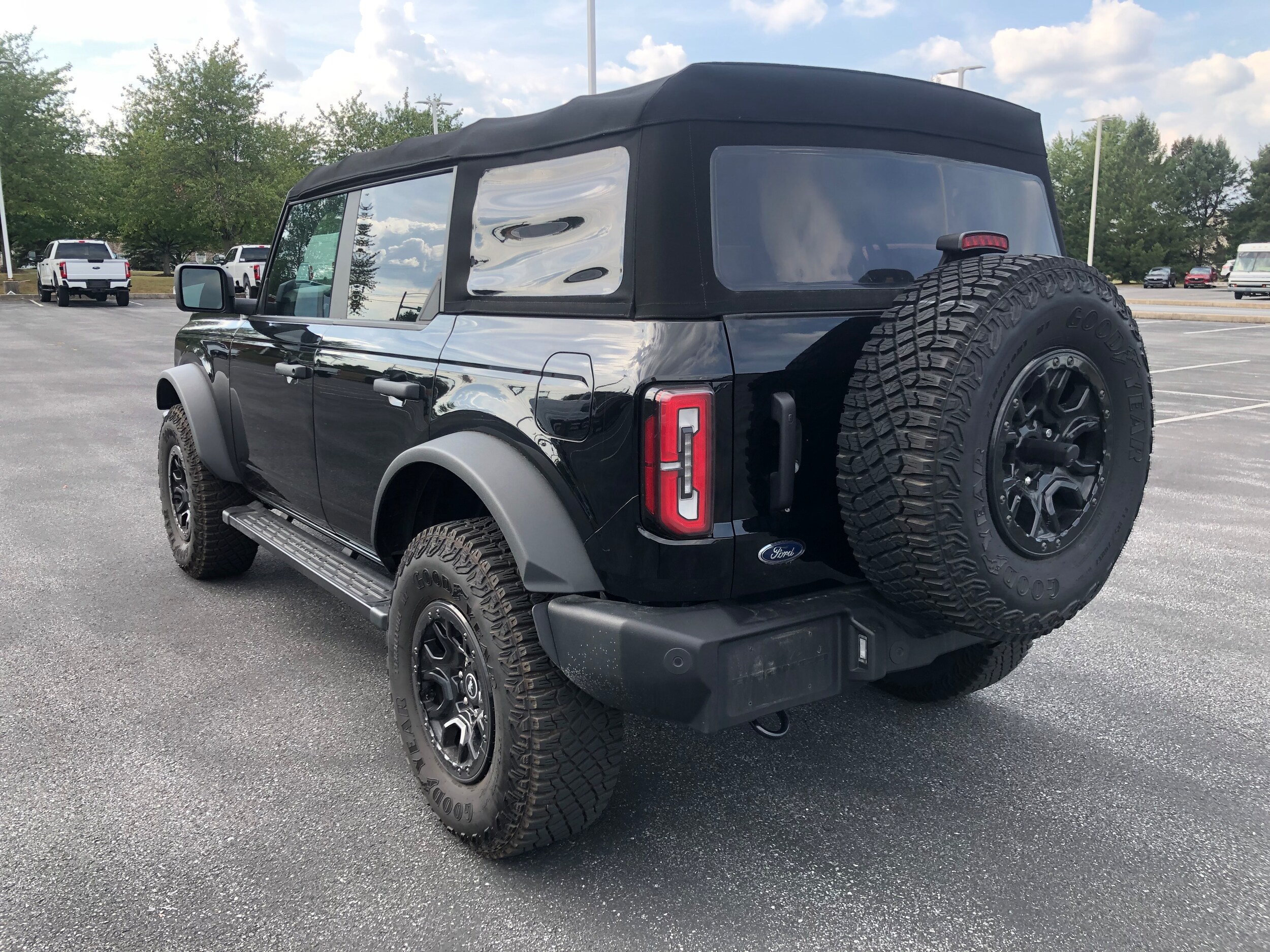 2023 Ford Bronco Wildtrak photo 3