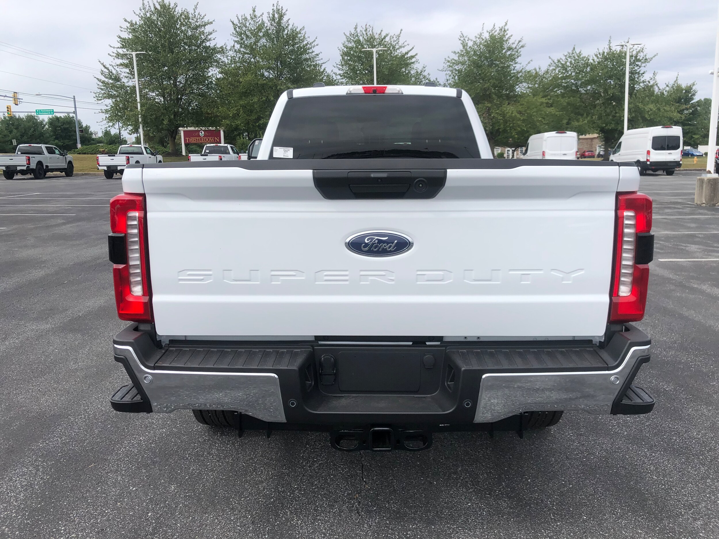 2026 Ford F-350 XLT photo 4
