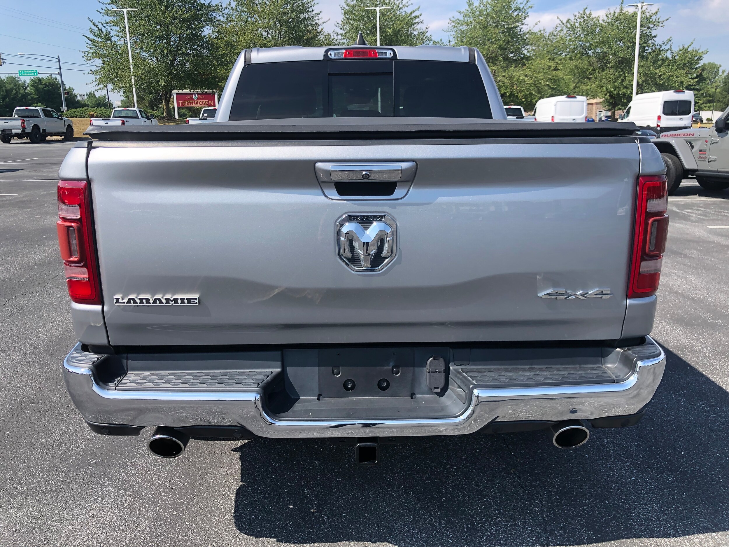 2019 Ram 1500 Laramie photo 4