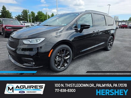 2025 Chrysler Pacifica Limited Minivan/Van
