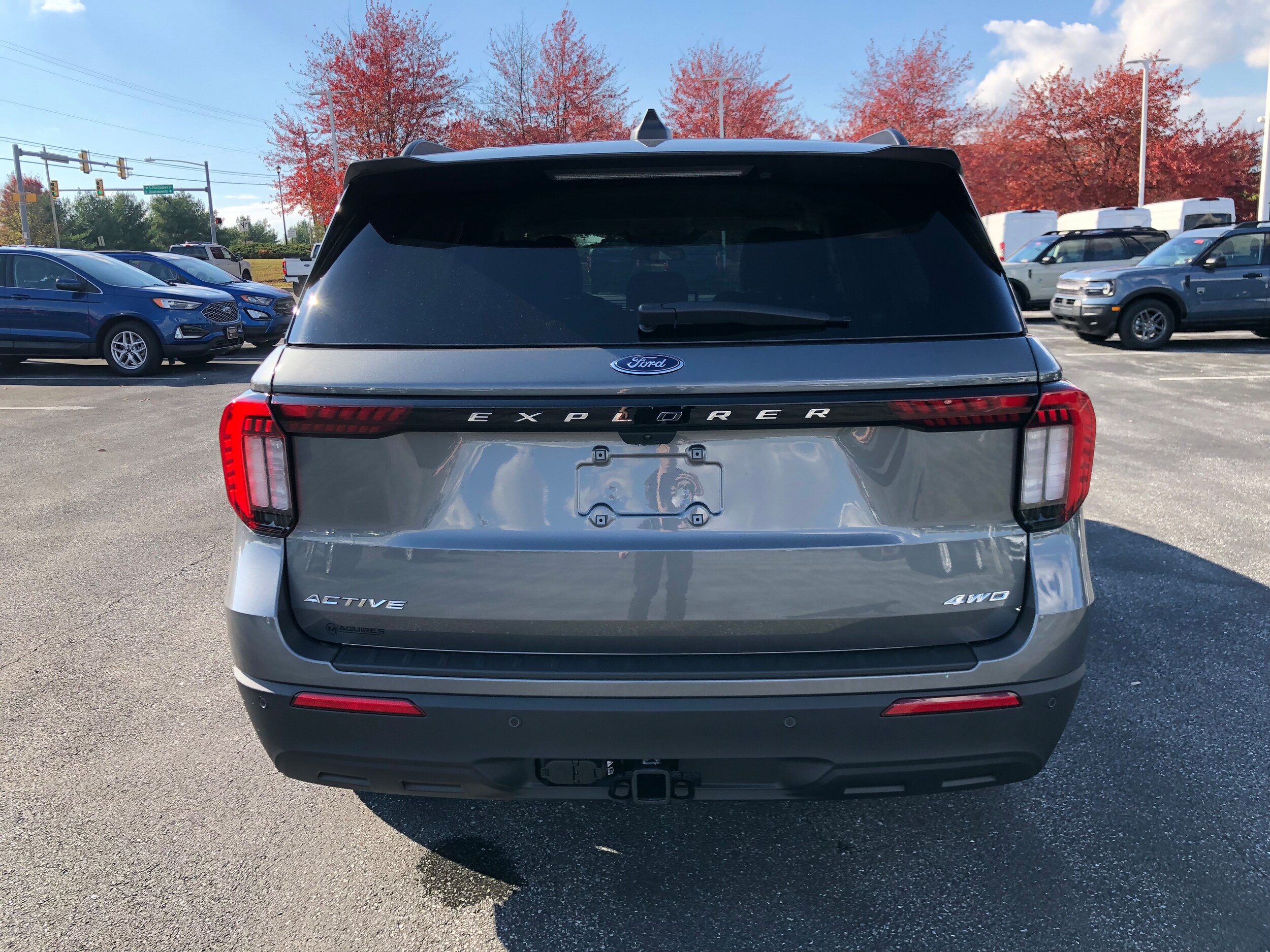 2026 Ford Explorer photo 4