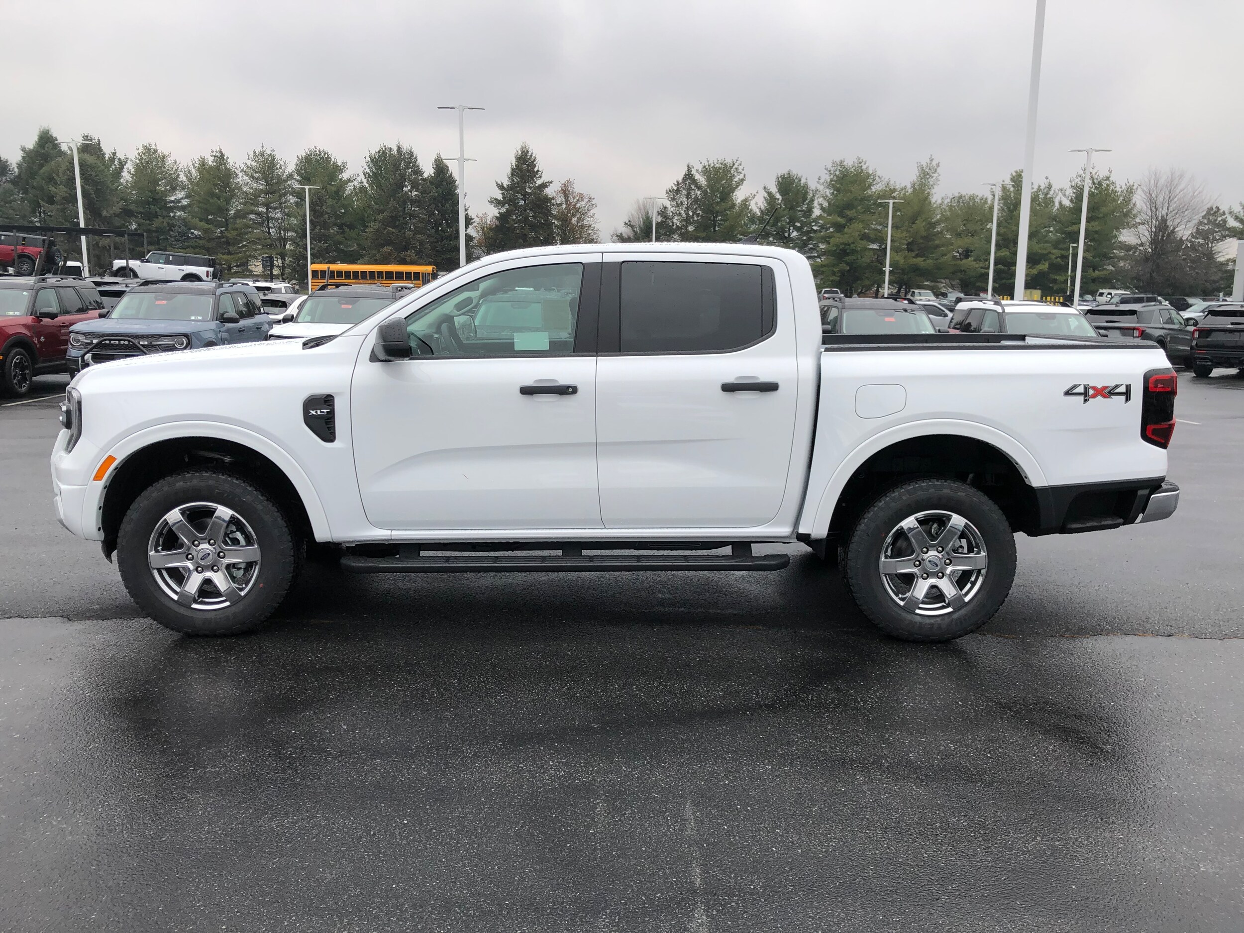 2025 Ford Ranger XLT photo 2