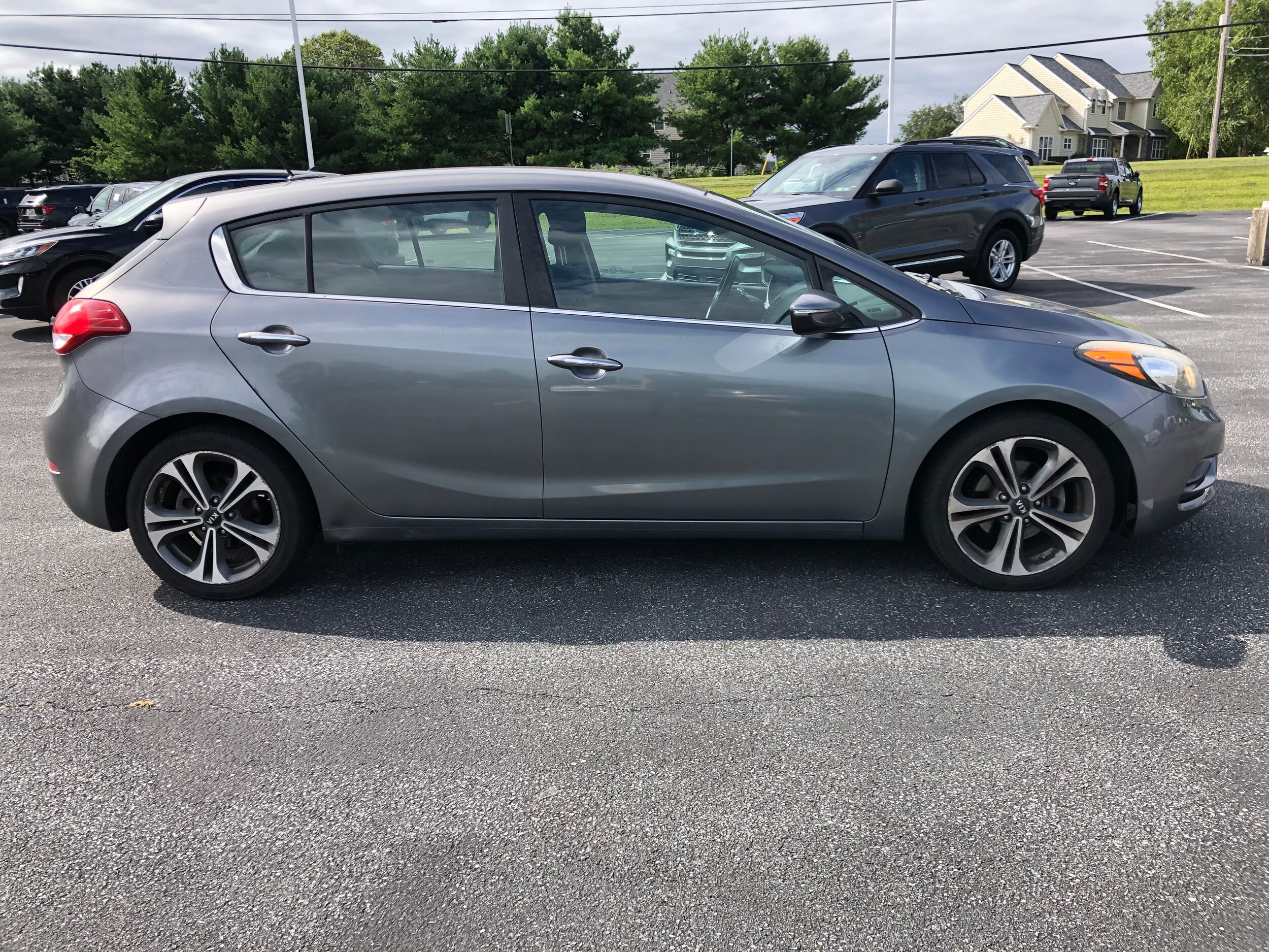 2016 Kia Forte EX photo 3