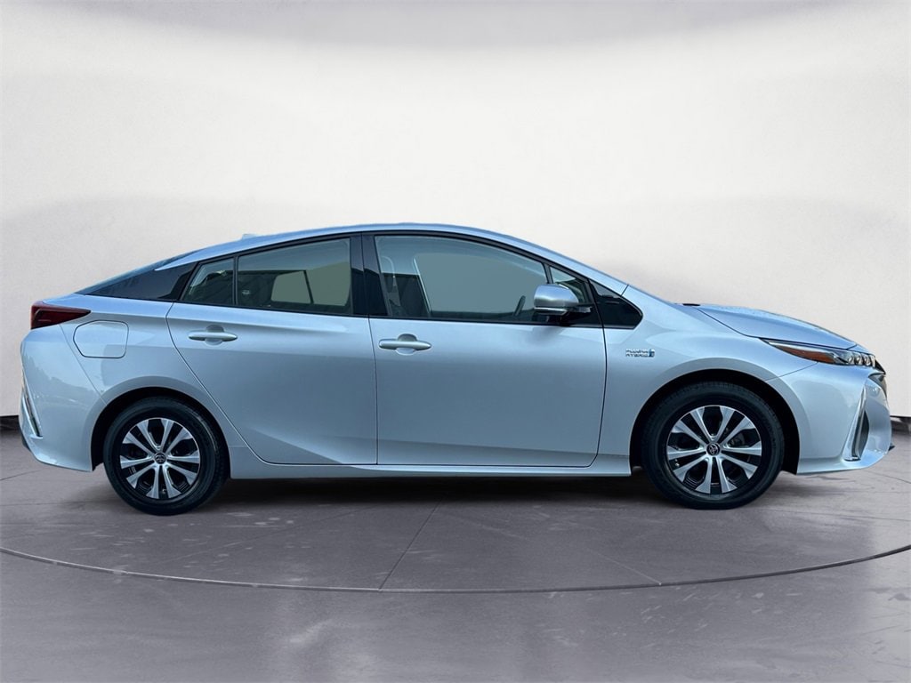 Used 2020 Toyota Prius Prime XLE with VIN JTDKARFP5L3146976 for sale in Grand Island, NY