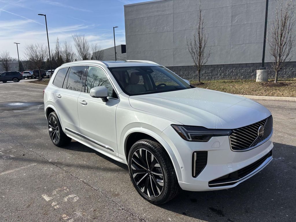2026 Volvo XC90 Ultra's photo