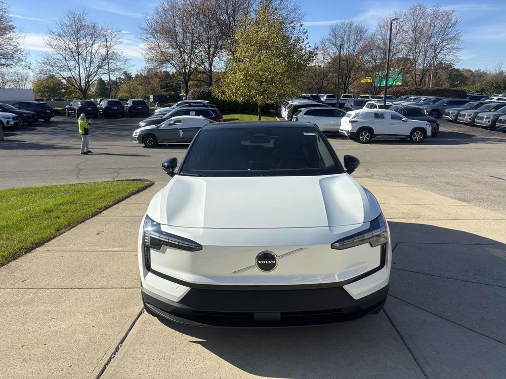 New 2025 Volvo EX30 Twin Motor Plus SUV