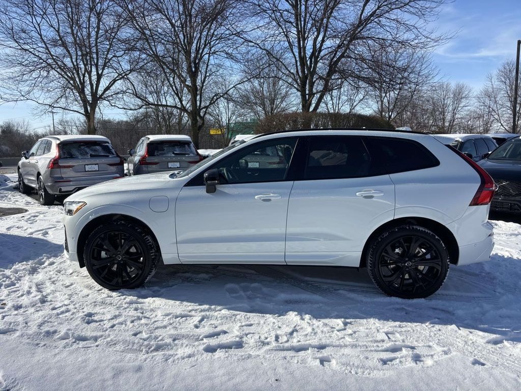 New 2026 Volvo XC60 plug-in hybrid T8 Ultra Black Edition SUV