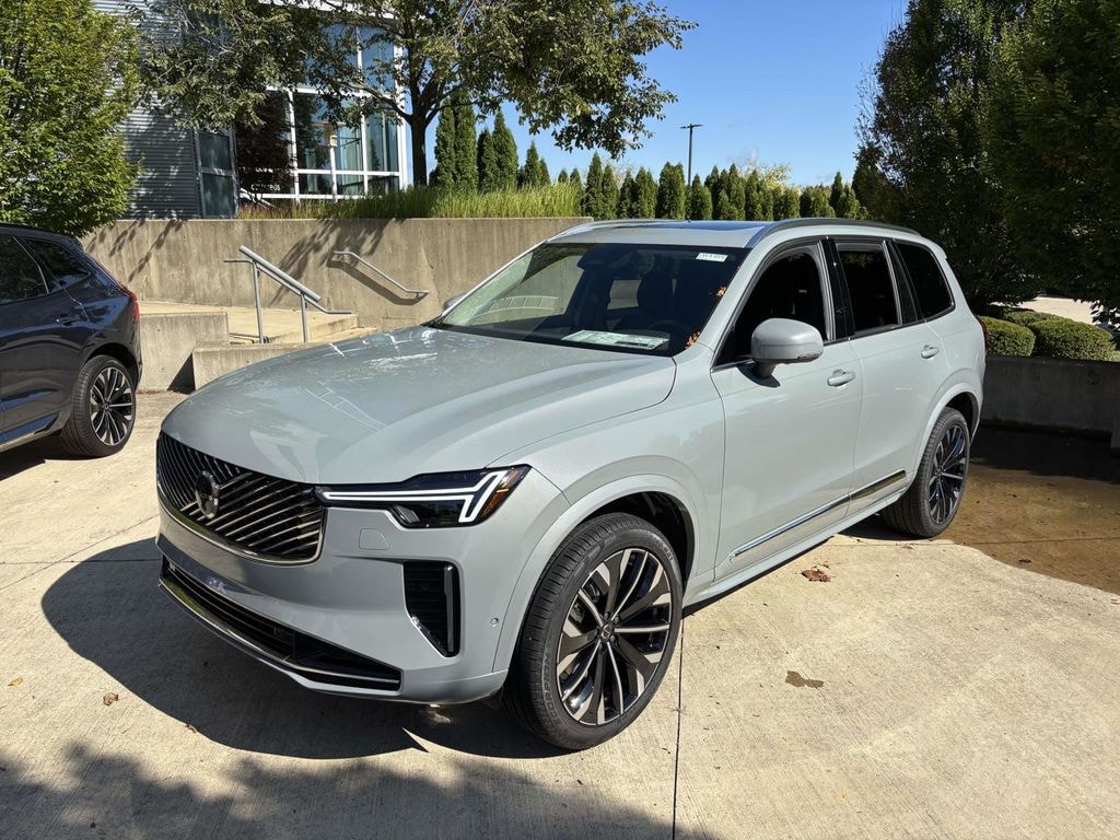 New 2026 Volvo XC90 B6 Plus 7-Seater SUV