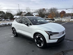 2026 Volvo EX30 Twin Motor Plus SUV