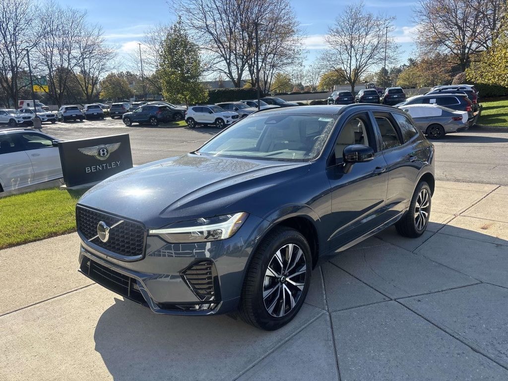 Used 2025 Volvo XC60 B5 Core Sport Utility