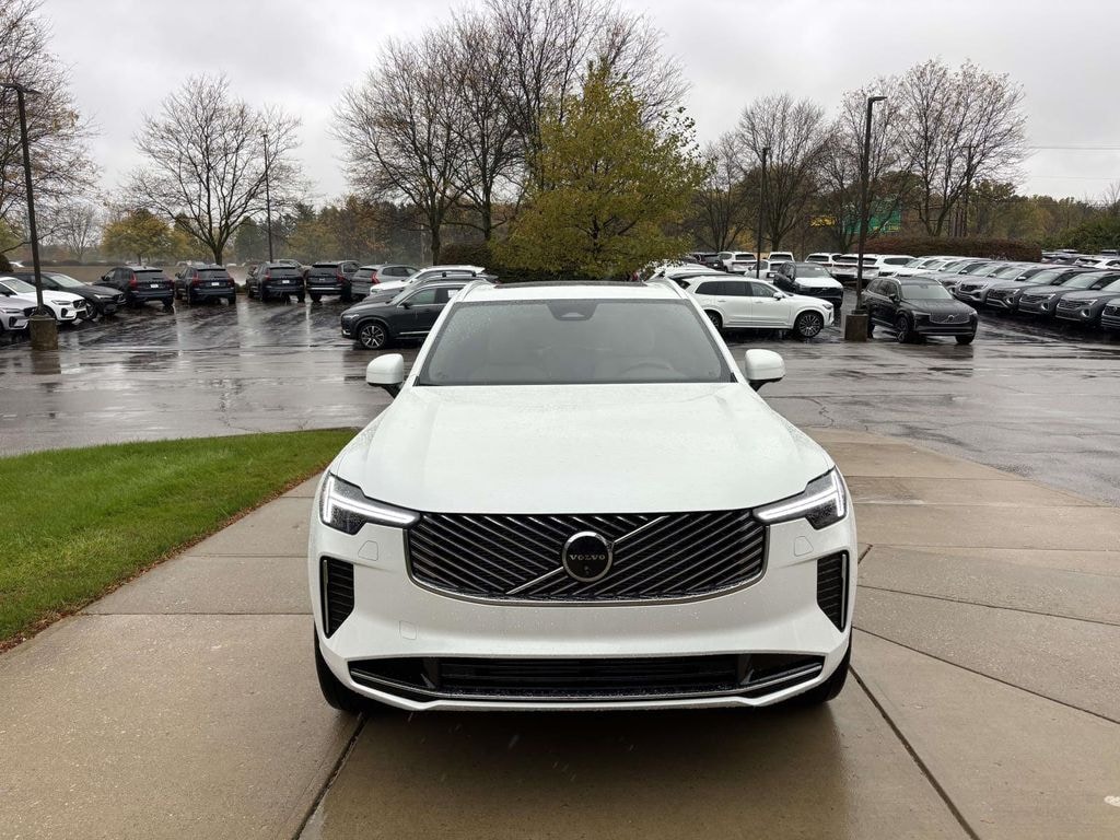 New 2026 Volvo XC90 plug-in hybrid T8 Plus 7-Seater SUV