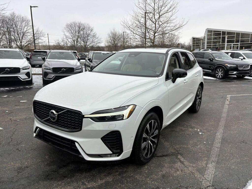 Used 2023 Volvo XC60 B5 Plus Dark Theme Sport Utility