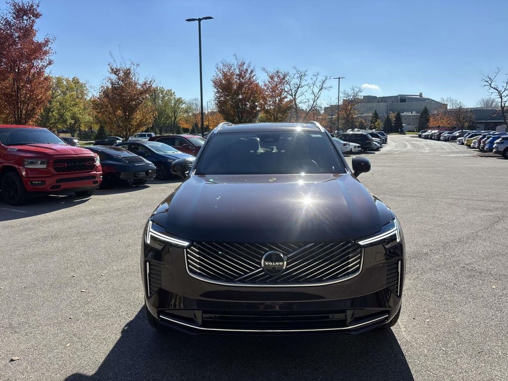 New 2026 Volvo XC90 B6 Plus 7-Seater SUV