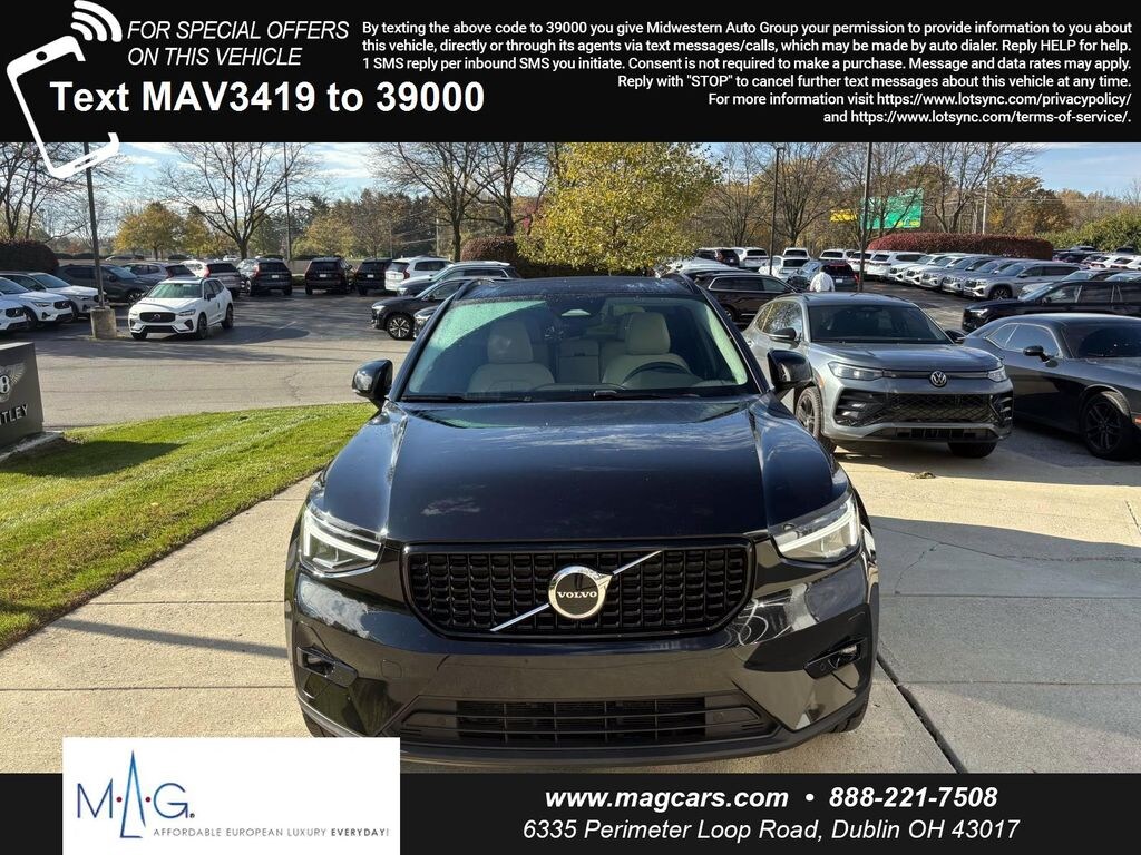 Used 2023 Volvo XC40 B5 Plus Dark Theme Sport Utility