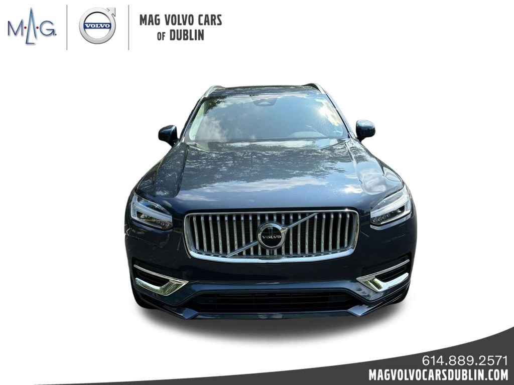 2025 Volvo XC90 T8 Core photo 2