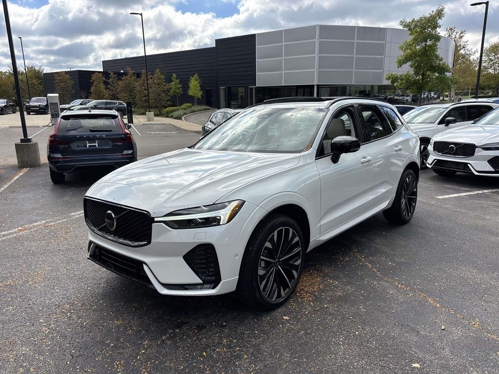 New 2026 Volvo XC60 B5 Ultra SUV