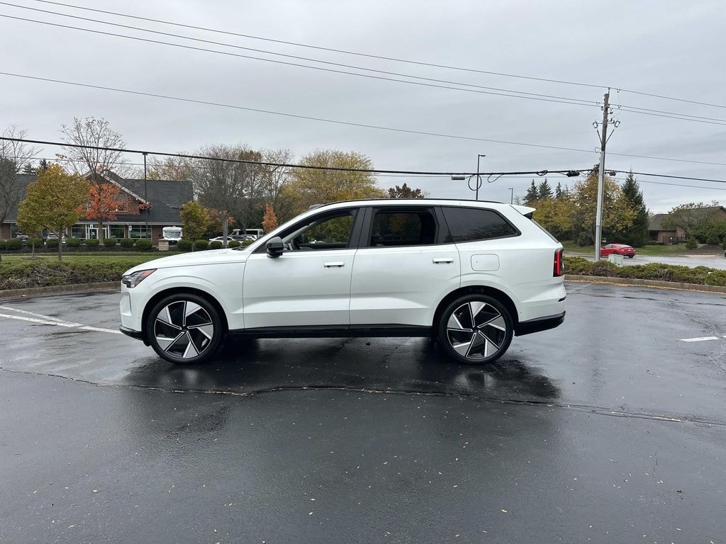 New 2025 Volvo EX90 Twin Motor Performance Ultra 6-Seater SUV