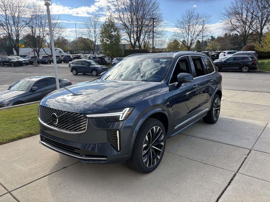 New 2026 Volvo XC90 B5 Plus 7-Seater SUV