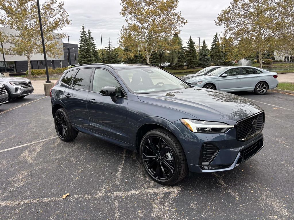 2026 Volvo XC60 Ultra's photo