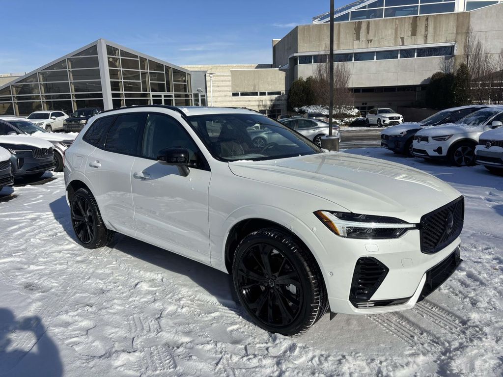 2026 Volvo XC60 Ultra's photo