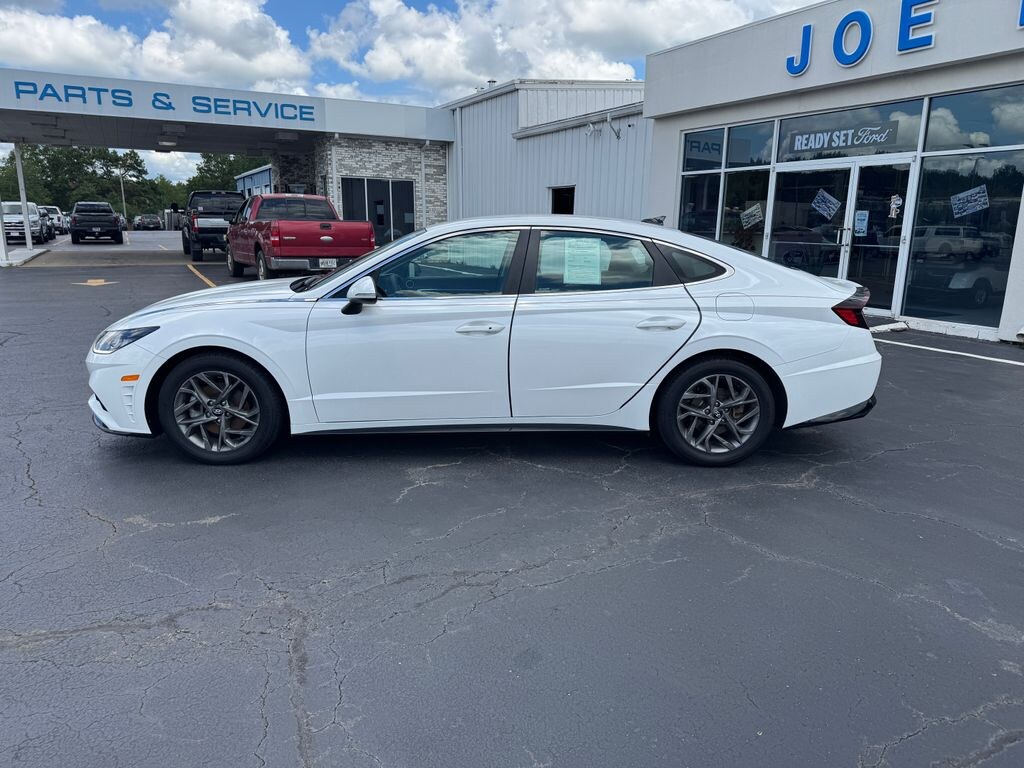 Used 2022 Hyundai Sonata SEL Sedan
