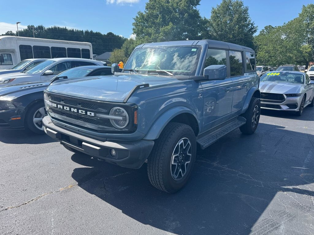 Used 2025 Ford Bronco Outer Banks SUV