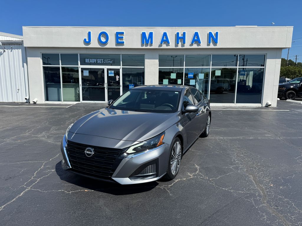 Used 2023 Nissan Altima 2.5 SL
