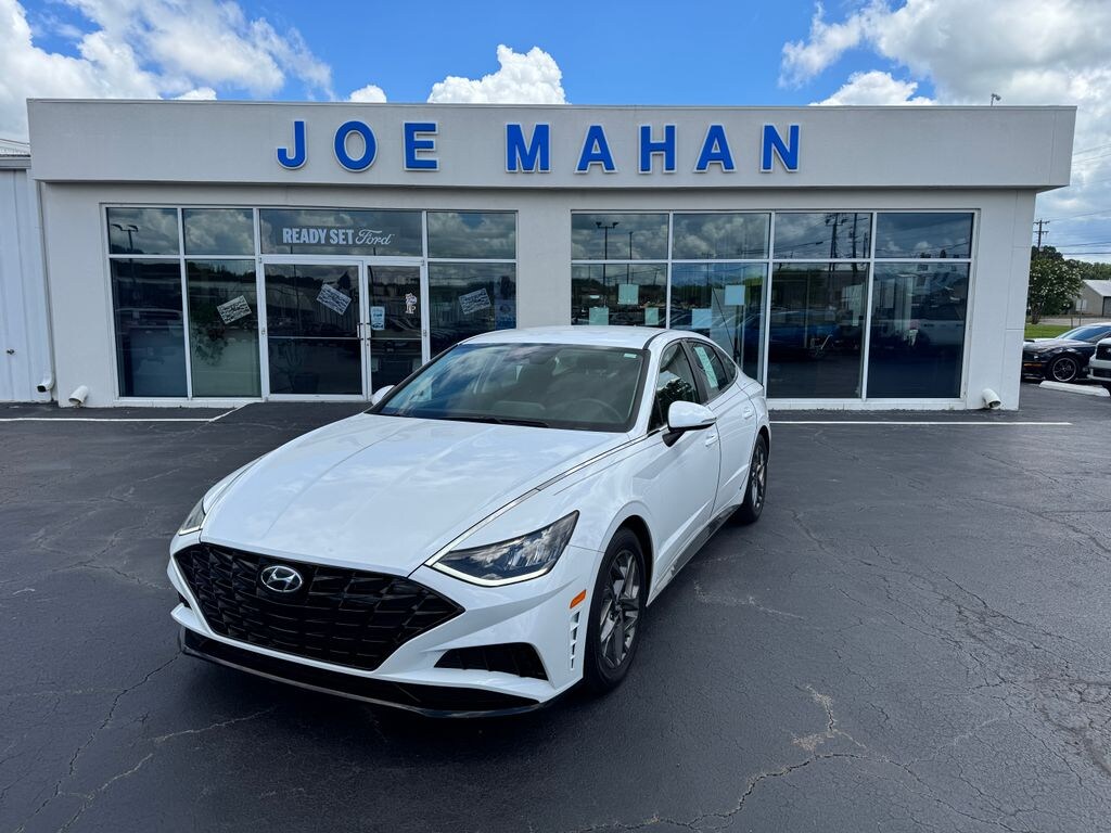 Used 2022 Hyundai Sonata SEL Sedan