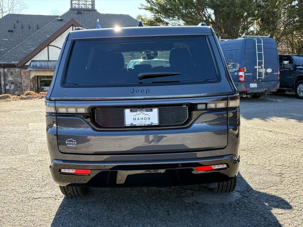 New 2026 Jeep Grand Wagoneer LIMITED RESERVE 4X4 Sport Utility