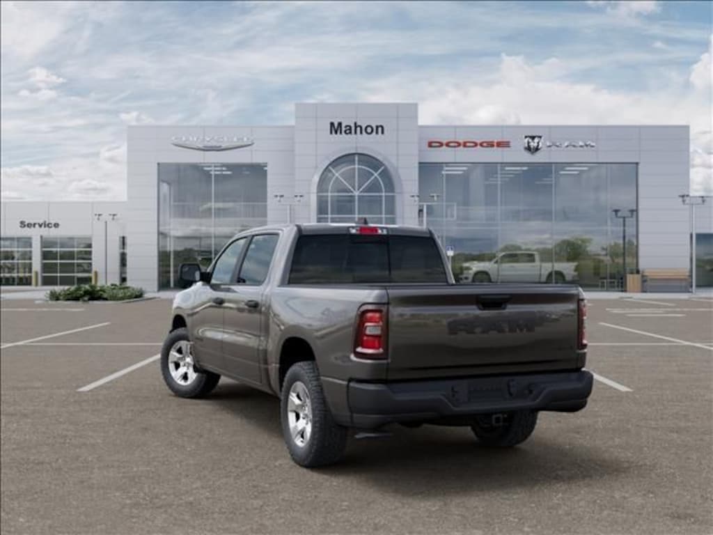 New 2026 Ram 1500 TRADESMAN CREW CAB 4X4 5'7 BOX Pickup