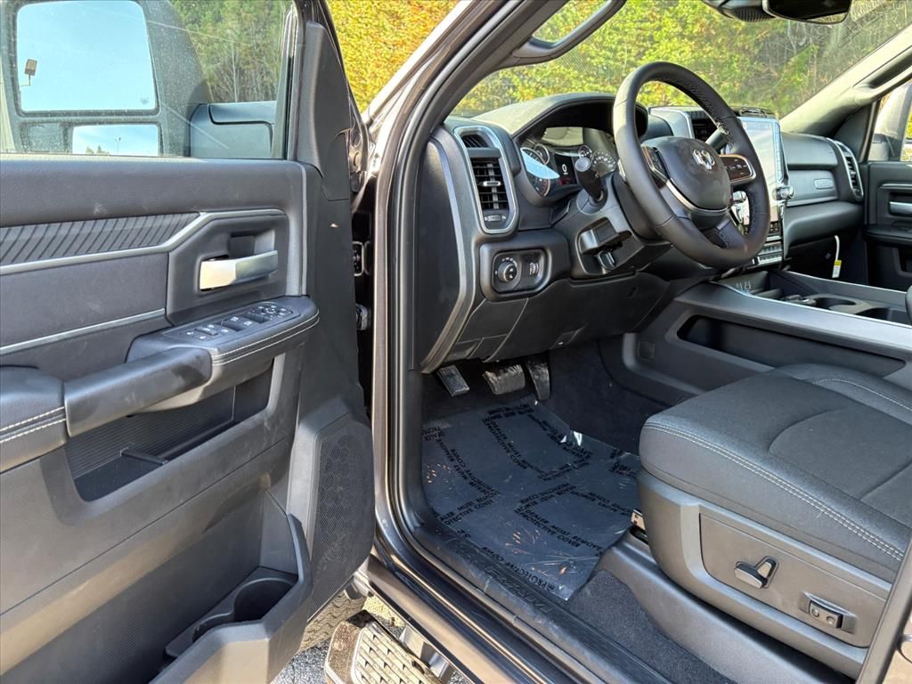 2026 RAM 2500 Big Horn - Photo 13