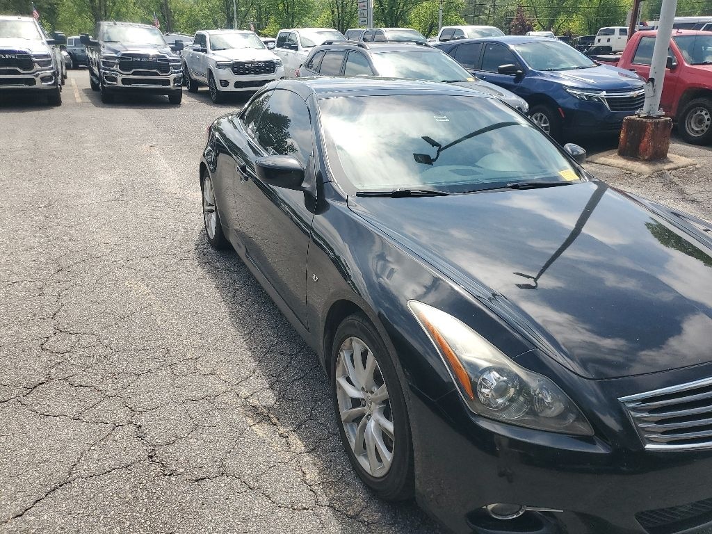 Used 2015 INFINITI Q60 Base Convertible