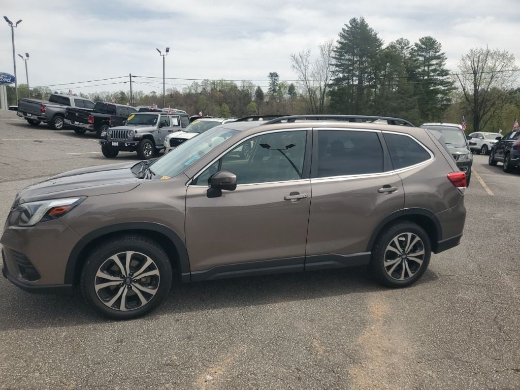 Used 2023 Subaru Forester Limited SUV
