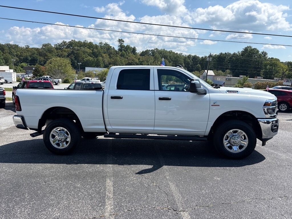 New 2026 Ram 2500 TRADESMAN CREW CAB 4X4 6'4 BOX Pickup