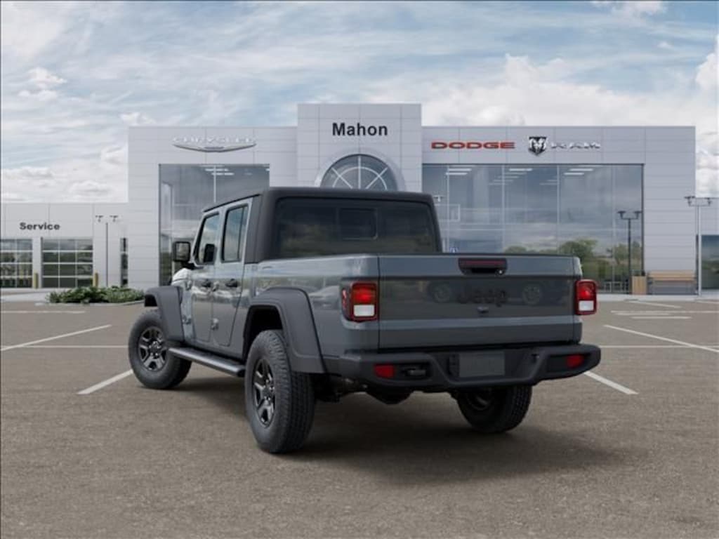 New 2026 Jeep Gladiator SPORT 4X4 Pickup