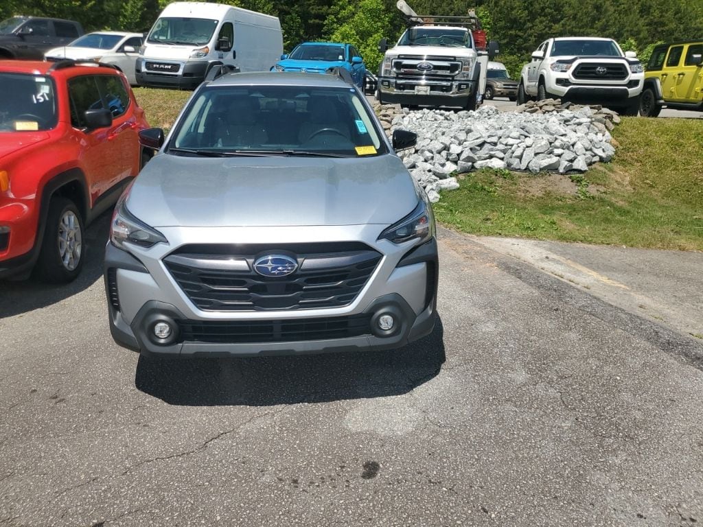 Used 2024 Subaru Outback Premium SUV