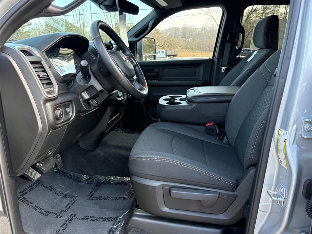 2026 RAM 2500 Tradesman - Photo 14