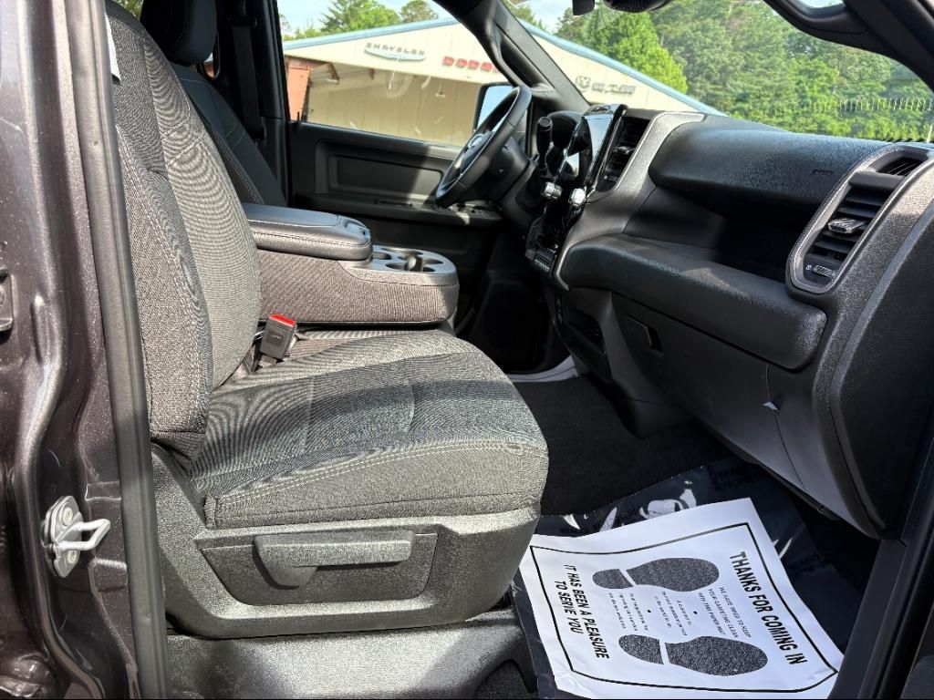 2025 RAM 2500 Tradesman - Photo 10