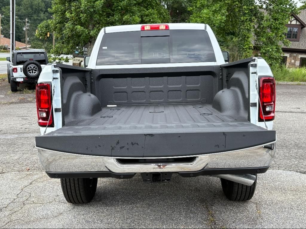 2025 RAM 2500 Tradesman - Photo 12