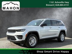 2025 Jeep Grand Cherokee LAREDO X 4X4 Sport Utility